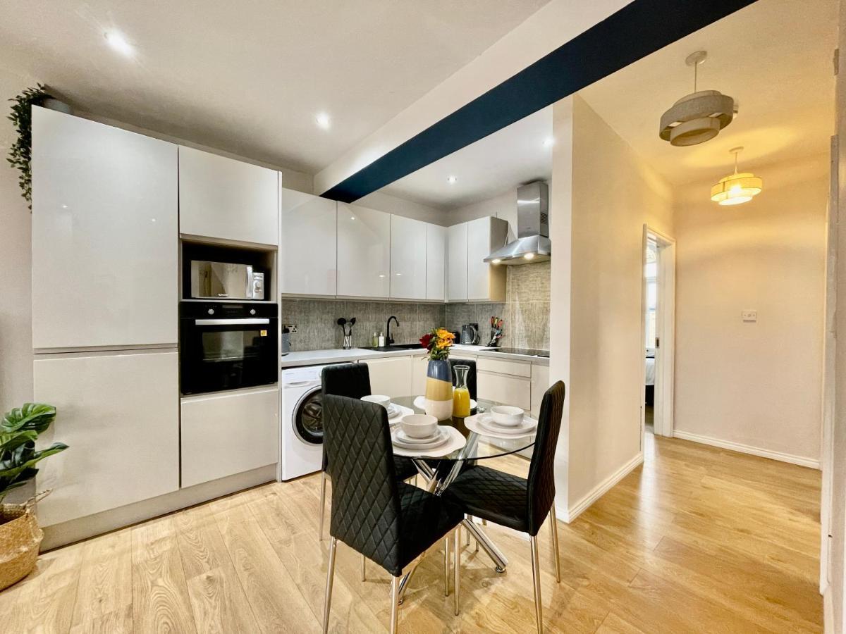 شقة City Centre Gem In Southend Near The Beach, Station And Parking المظهر الخارجي الصورة