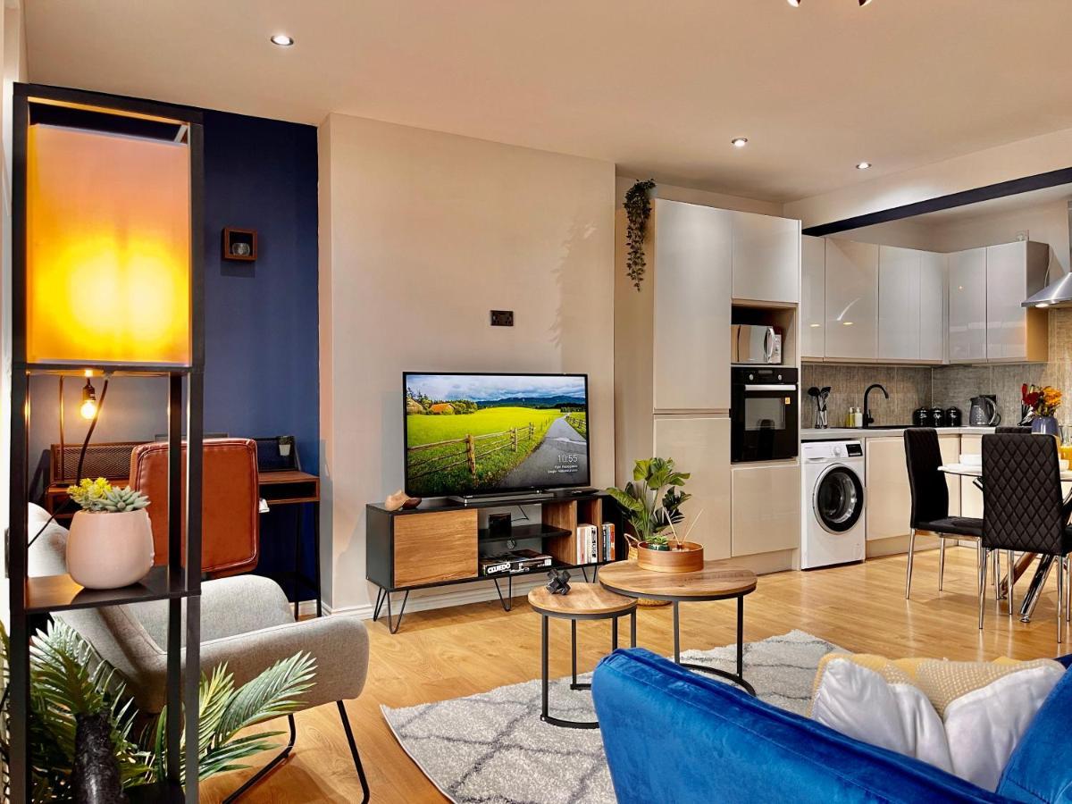 شقة City Centre Gem In Southend Near The Beach, Station And Parking المظهر الخارجي الصورة